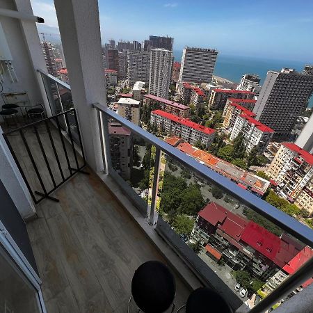 27 Floor Apartments Батуми Экстерьер фото