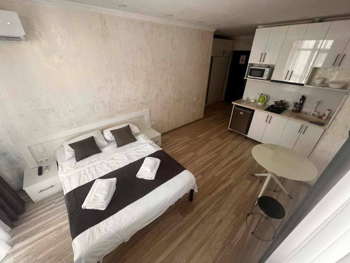 27 Floor Apartments Батуми Экстерьер фото