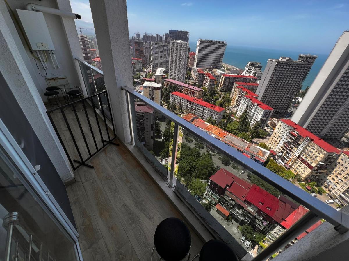 27 Floor Apartments Батуми Экстерьер фото