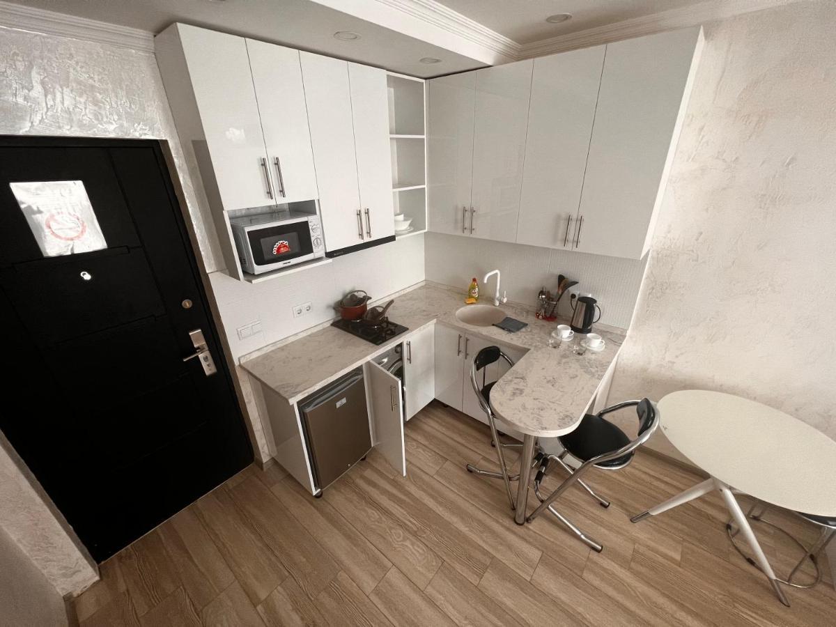 27 Floor Apartments Батуми Экстерьер фото
