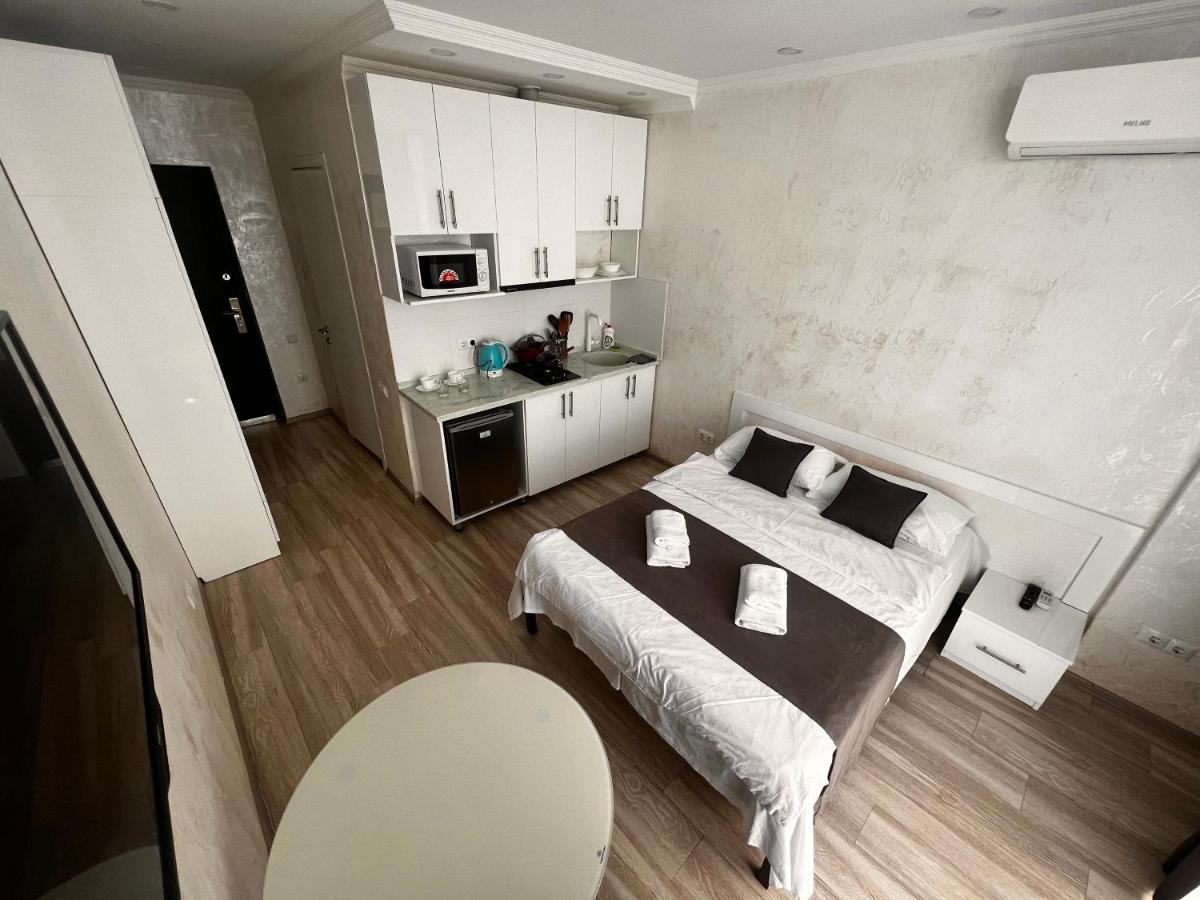 27 Floor Apartments Батуми Экстерьер фото