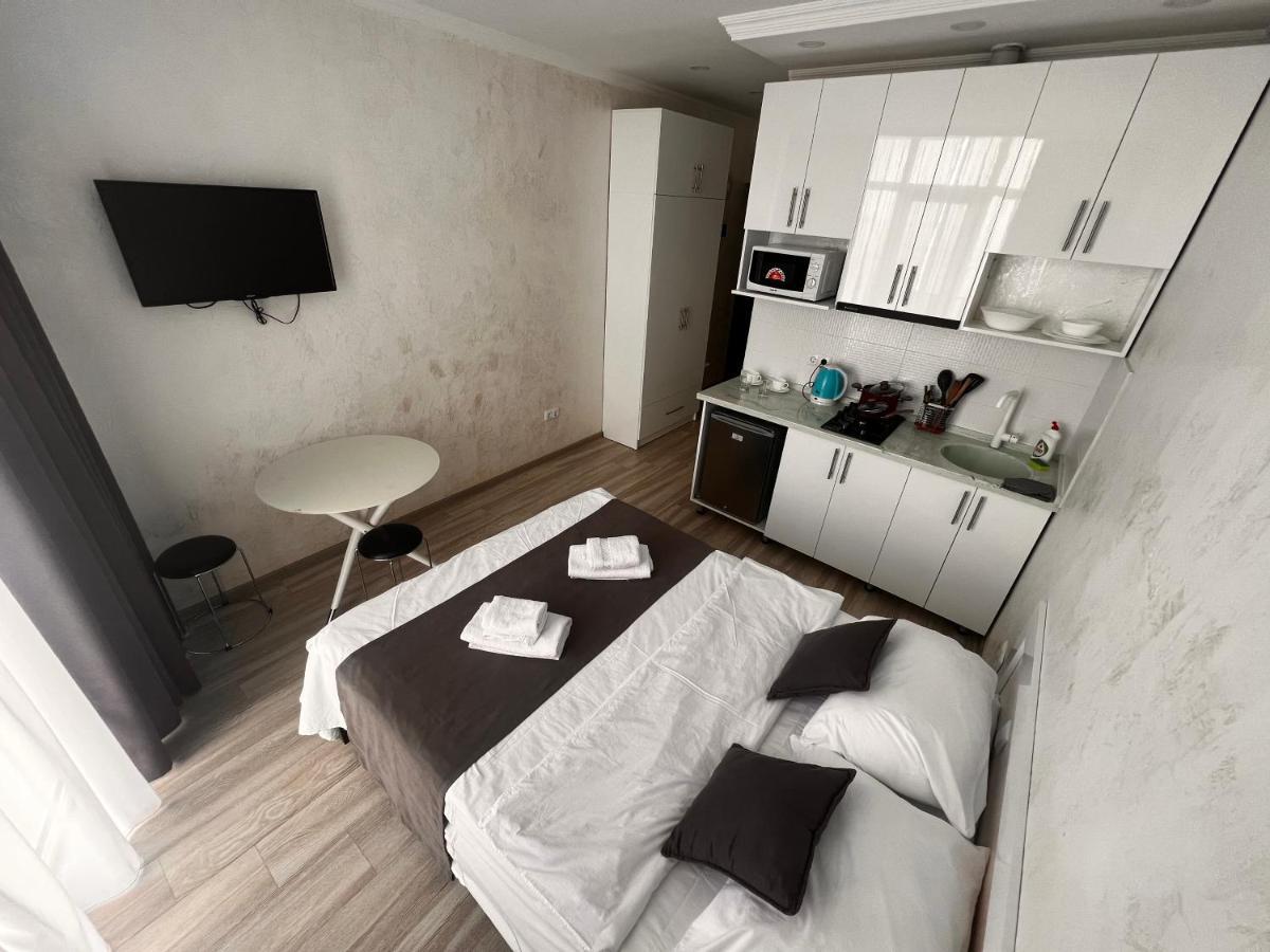 27 Floor Apartments Батуми Экстерьер фото