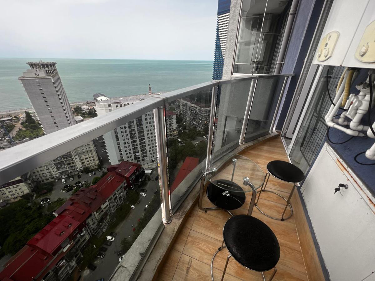 27 Floor Apartments Батуми Экстерьер фото