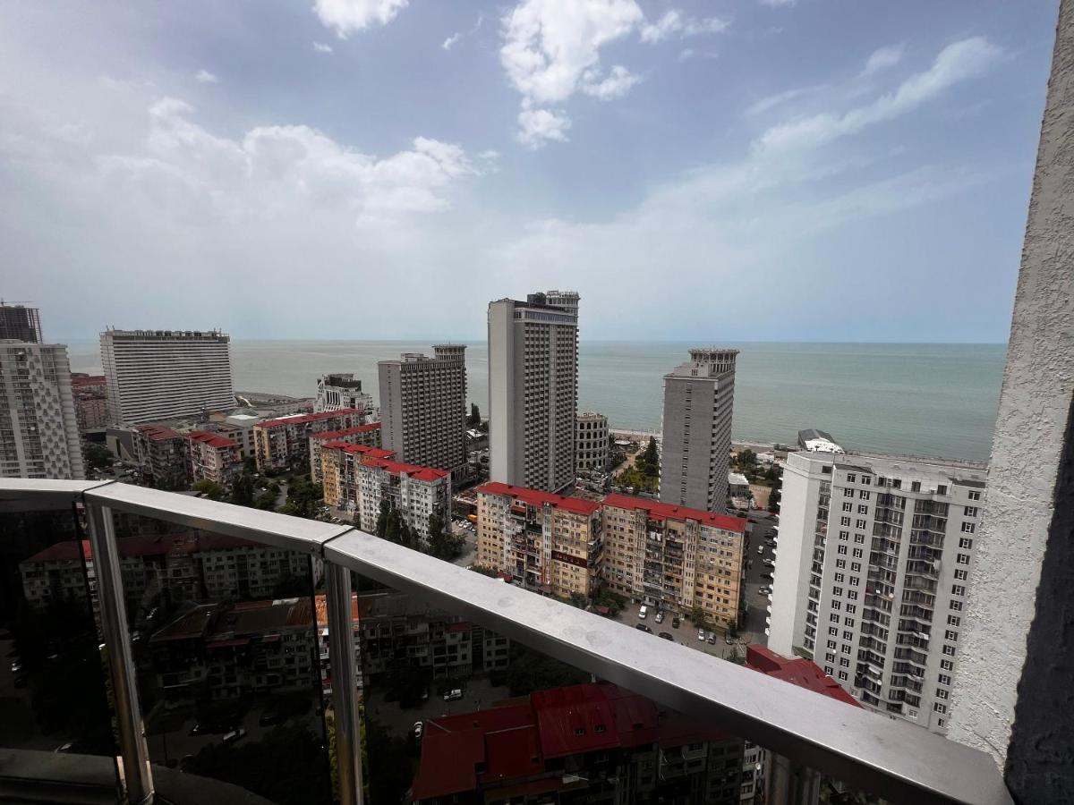 27 Floor Apartments Батуми Экстерьер фото