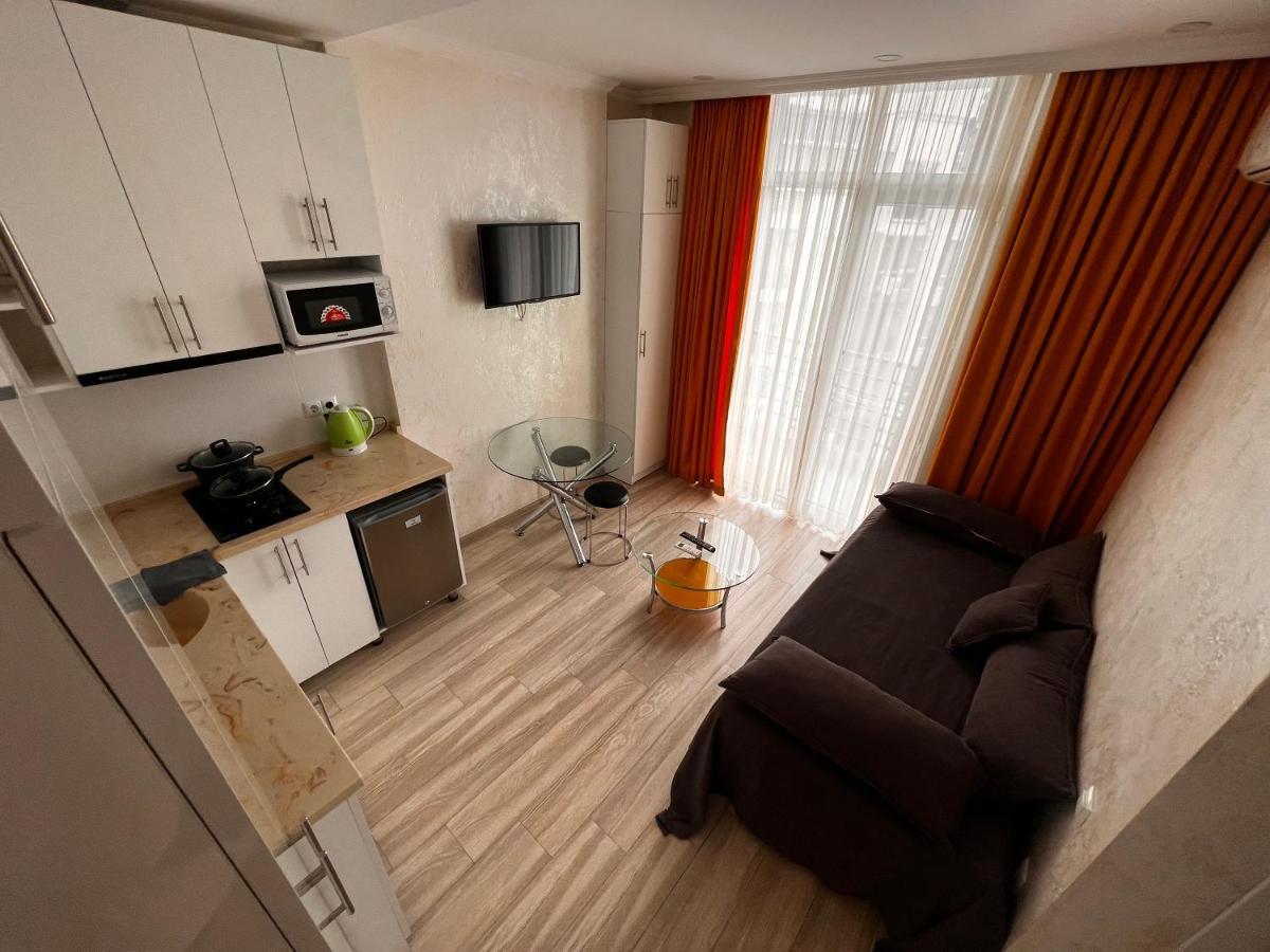 27 Floor Apartments Батуми Экстерьер фото