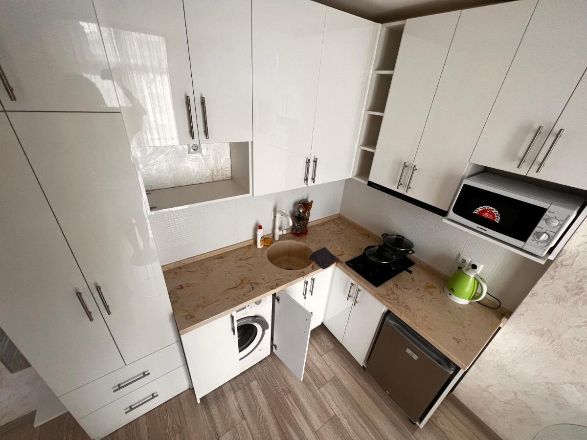 27 Floor Apartments Батуми Экстерьер фото