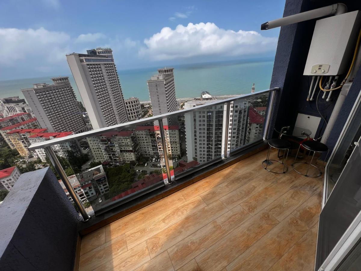 27 Floor Apartments Батуми Экстерьер фото