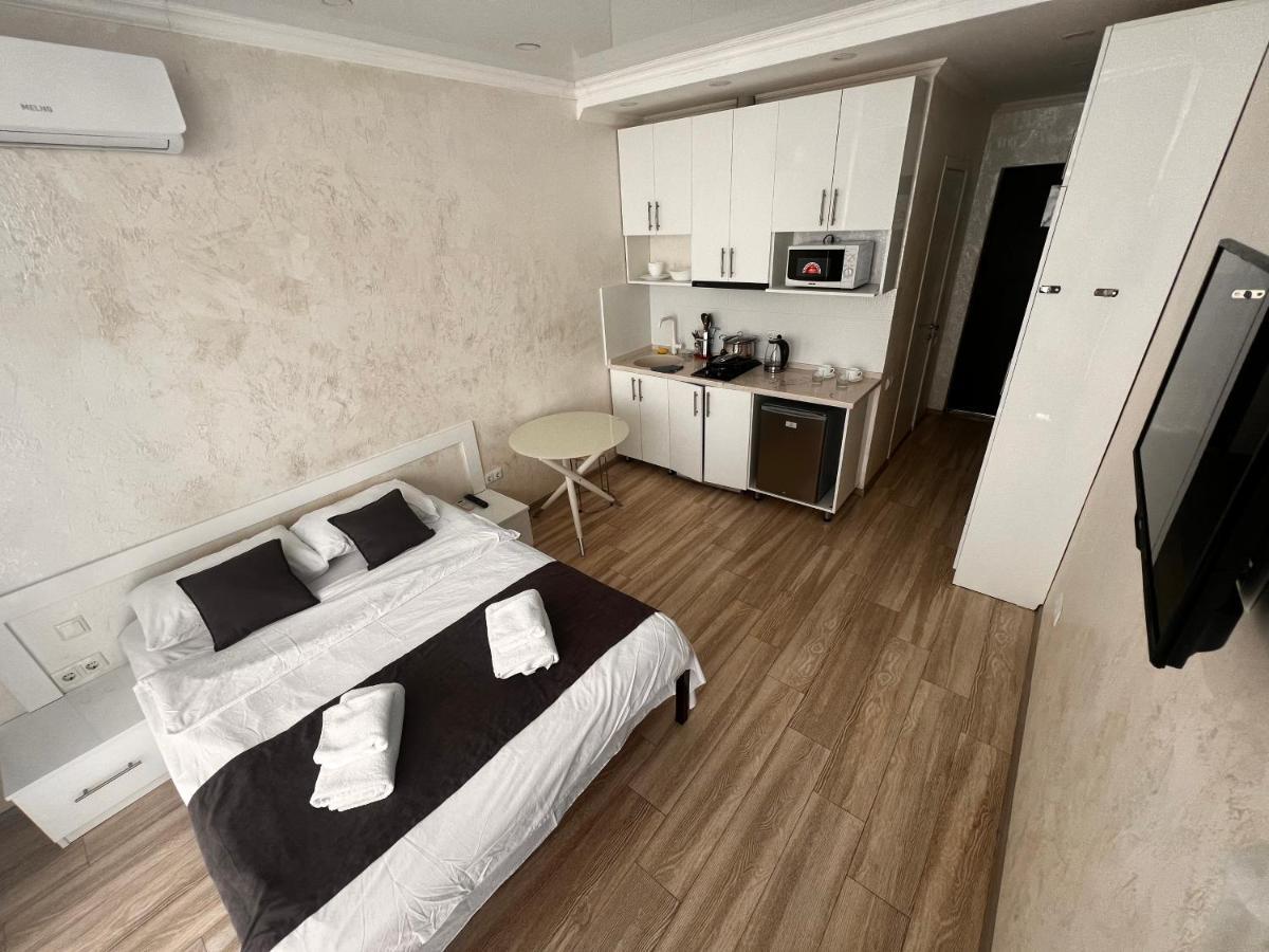 27 Floor Apartments Батуми Экстерьер фото